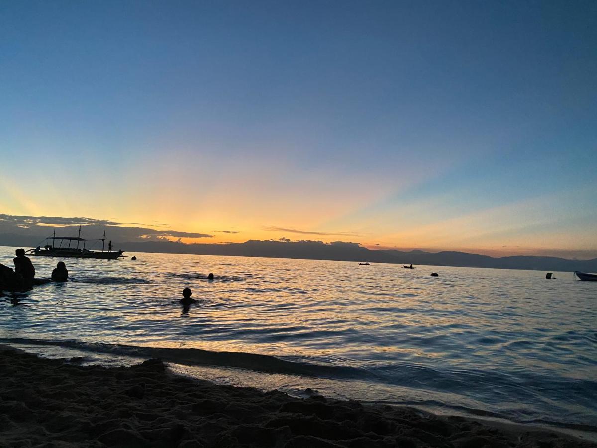 West Coast Beach House Cebu Eksteriør bilde